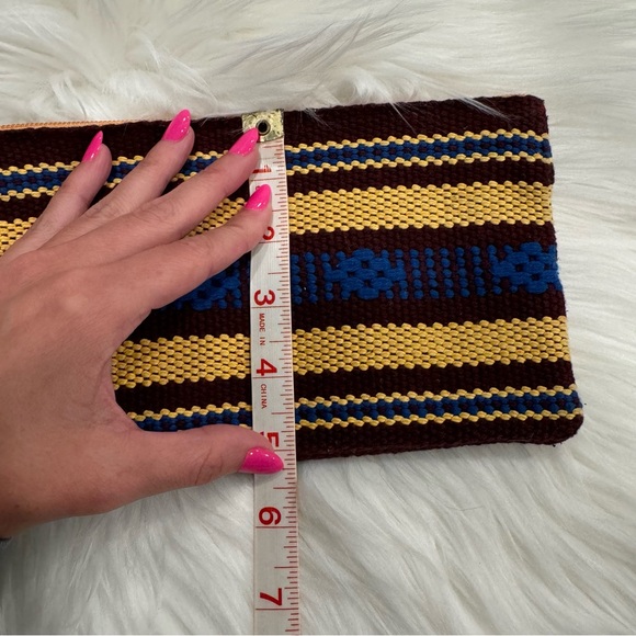 Handmade woven zipper money coin pouch purse or clutch - Picture 7 of 12